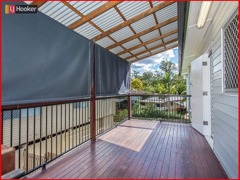 26 Lomatia Street, Everton Hills QLD 4053