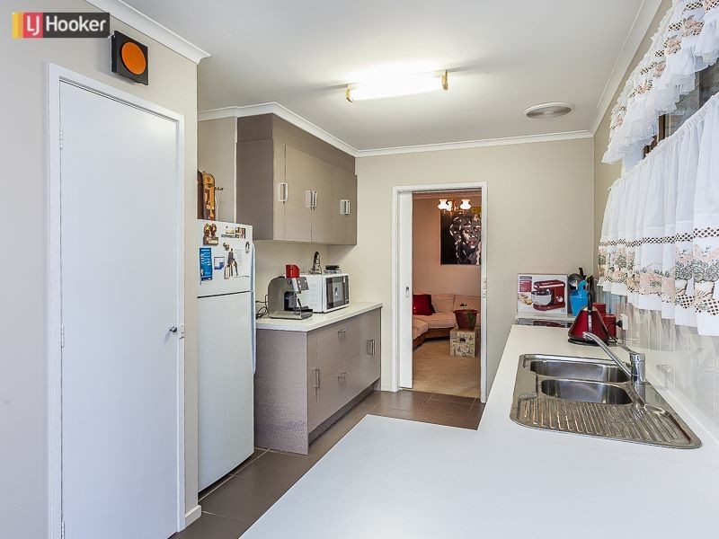 15 Alstonia Street, Arana Hills QLD 4054