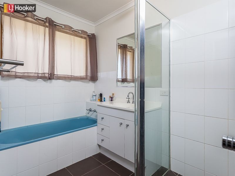 15 Alstonia Street, Arana Hills QLD 4054