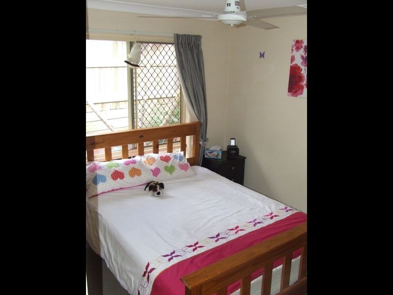 6 Pfeiffer Place, Mcdowall QLD 4053