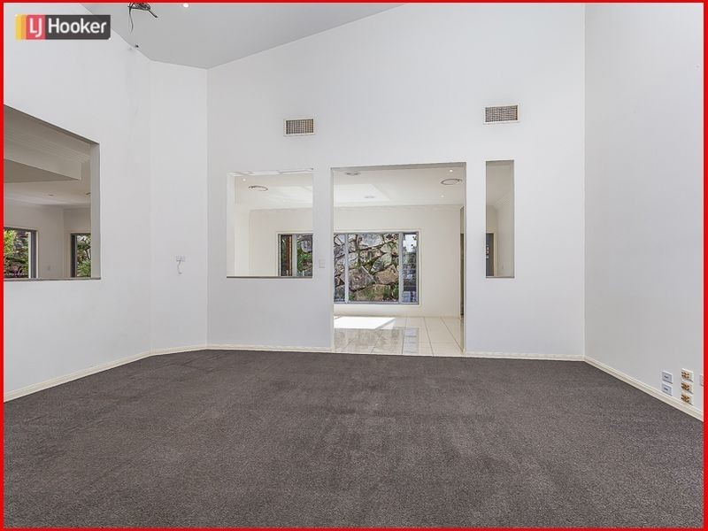 32 Ironbark Circuit, Everton Hills QLD 4053