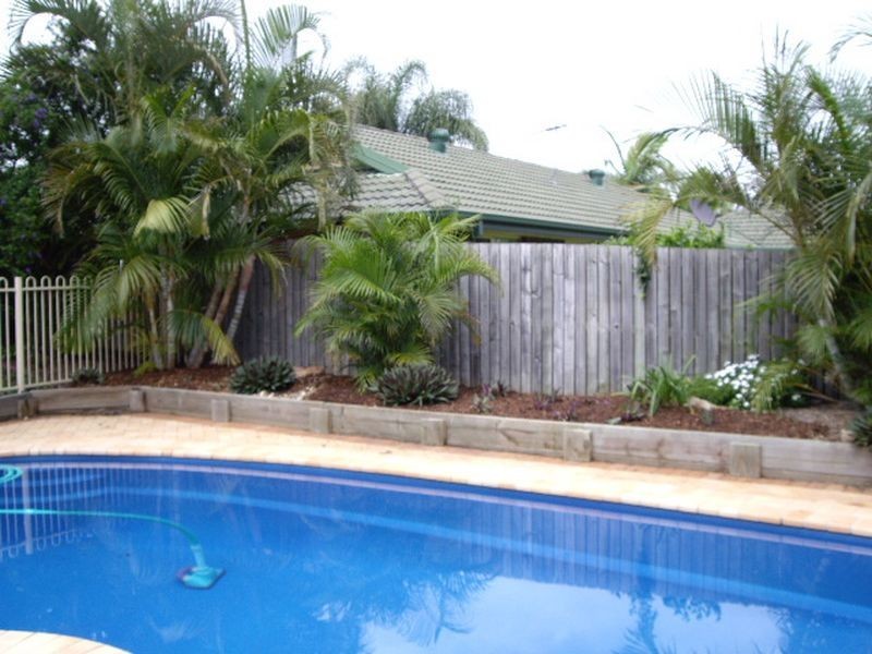 6 Burnett Drive, Murrumba Downs QLD 4503