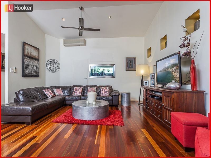 31 Laurina Crescent, Mcdowall QLD 4053