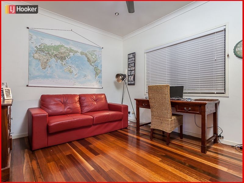 31 Laurina Crescent, Mcdowall QLD 4053