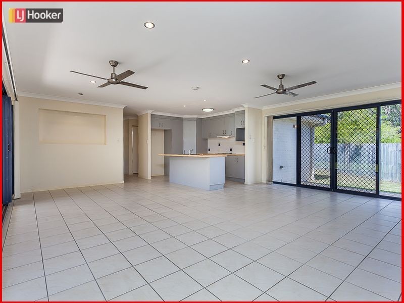 5 Camphorlaurel Court, Mcdowall QLD 4053