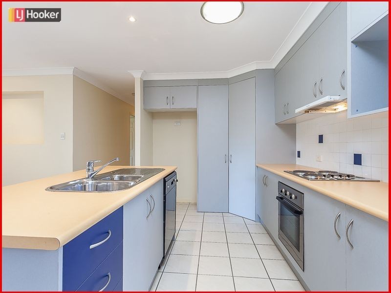 5 Camphorlaurel Court, Mcdowall QLD 4053