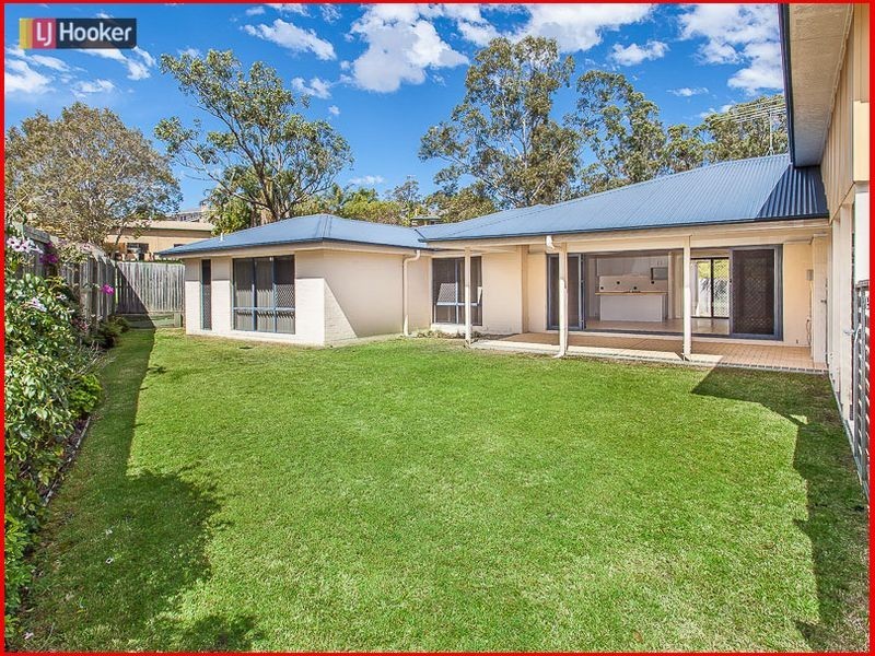 5 Camphorlaurel Court, Mcdowall QLD 4053