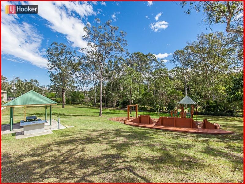 5 Camphorlaurel Court, Mcdowall QLD 4053