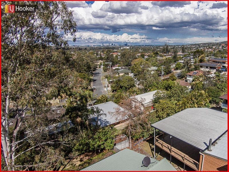 7 Pimelea Street, Everton Hills QLD 4053