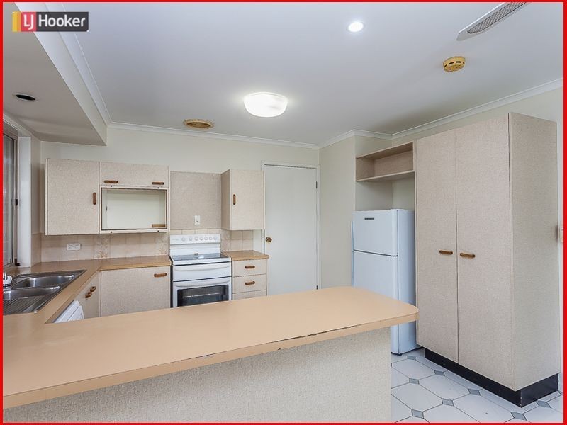 919 South Pine Rd, Everton Park QLD 4053