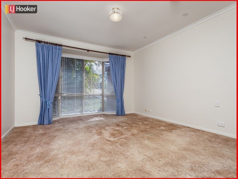 919 South Pine Rd, Everton Park QLD 4053