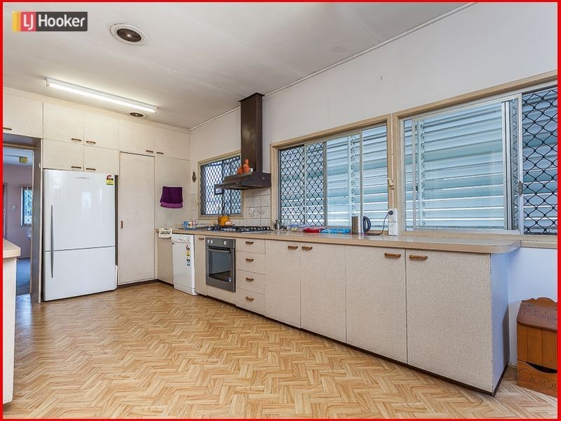 10 Drake Street, Everton Park QLD 4053