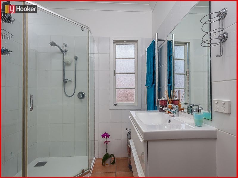 21 Wayland Street, Stafford QLD 4053