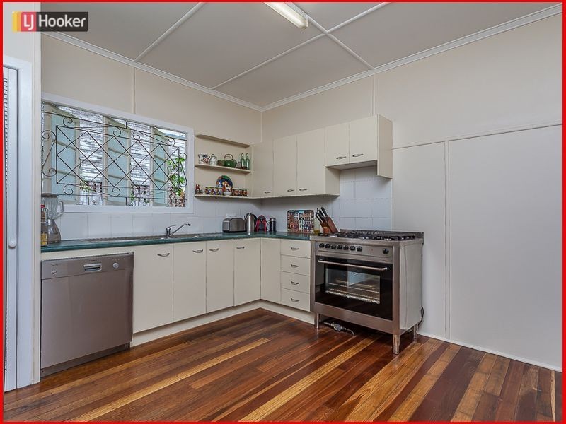 21 Wayland Street, Stafford QLD 4053