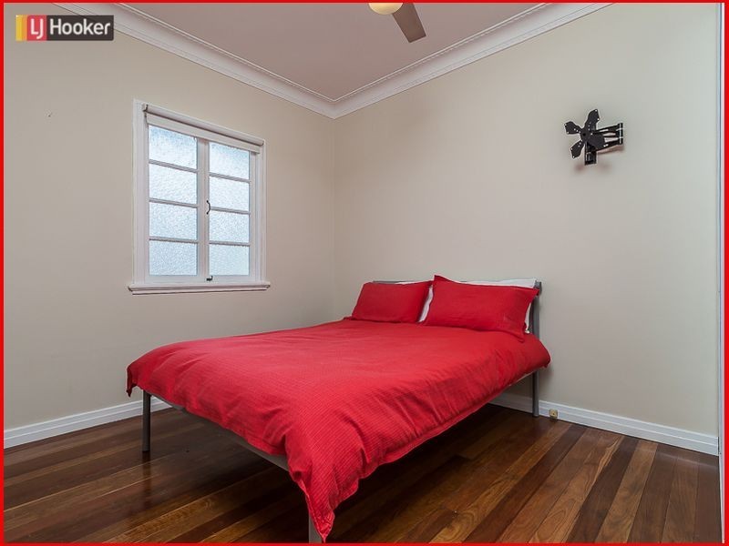 21 Wayland Street, Stafford QLD 4053