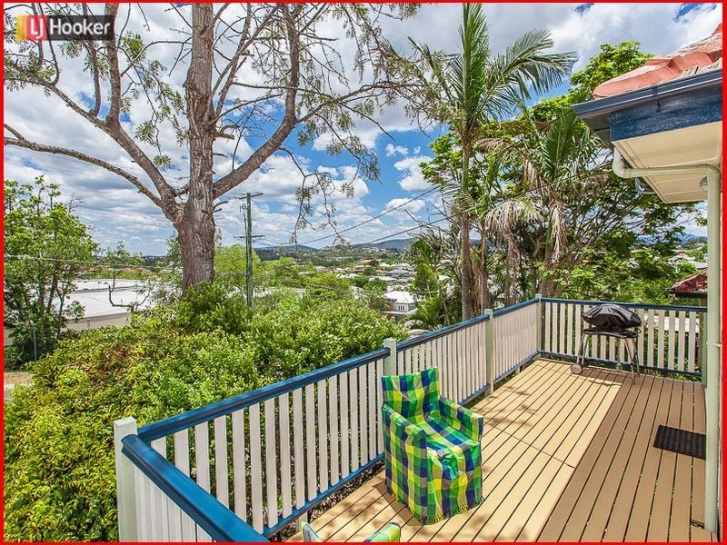 21 Wayland Street, Stafford QLD 4053