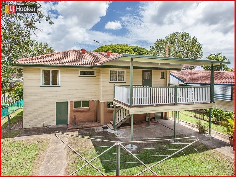 55 Watcombe Street, Wavell Heights QLD 4012