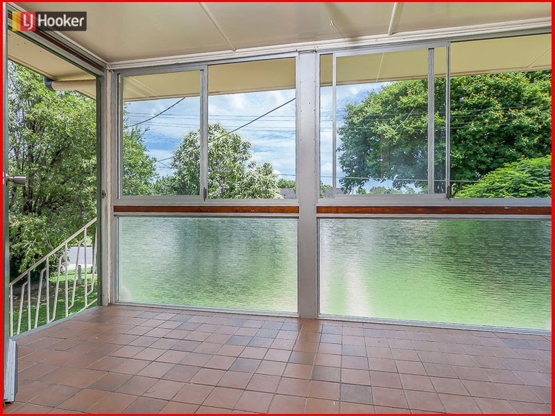 55 Watcombe Street, Wavell Heights QLD 4012