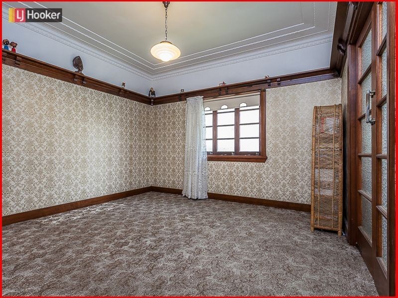 14 Pullen Road, Everton Park QLD 4053