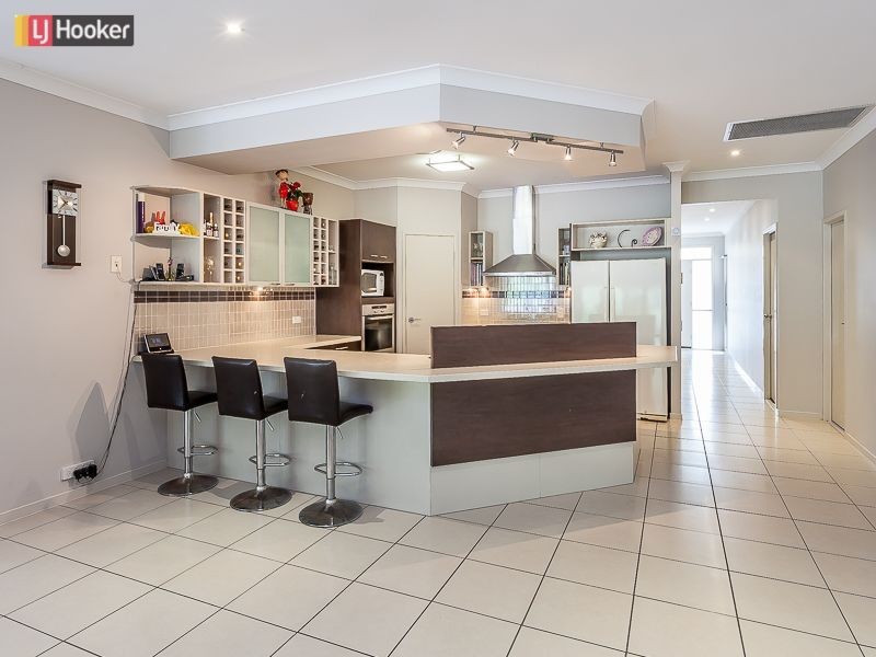 66 River Oak Way, Narangba QLD 4504