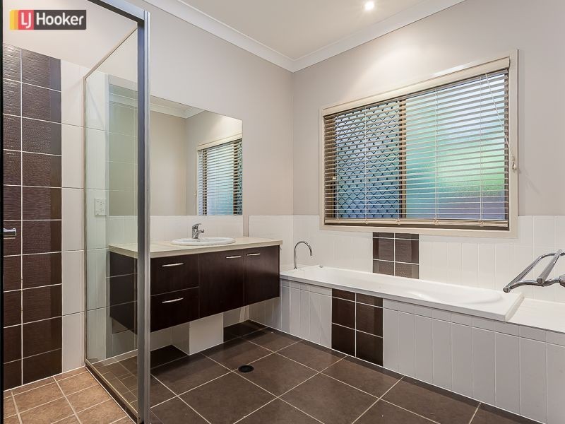 66 River Oak Way, Narangba QLD 4504