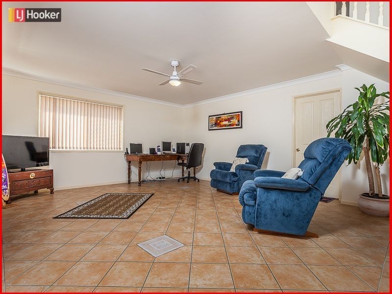 35 Strathmere Place, Upper Kedron QLD 4055