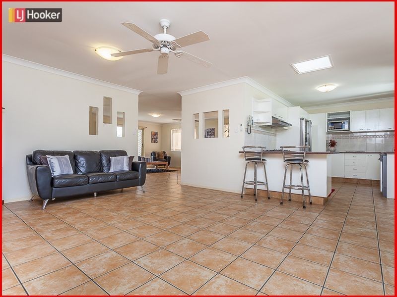 35 Strathmere Place, Upper Kedron QLD 4055