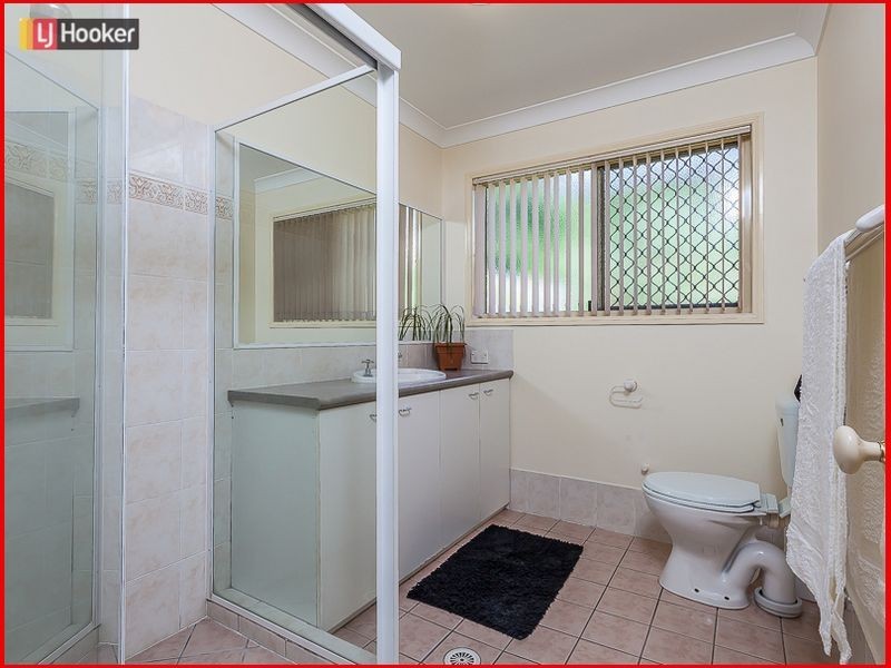 35 Strathmere Place, Upper Kedron QLD 4055