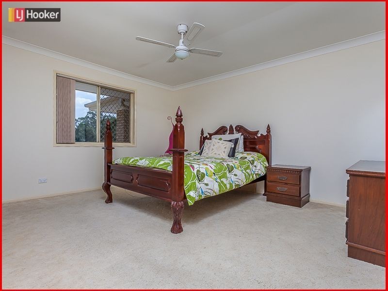 35 Strathmere Place, Upper Kedron QLD 4055