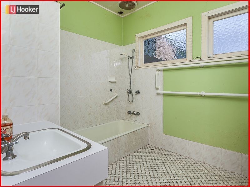 18 Zeitoun Street, Mitchelton QLD 4053