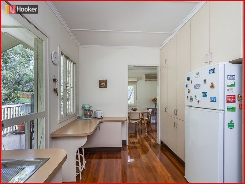 12 Benfield Street, Mitchelton QLD 4053