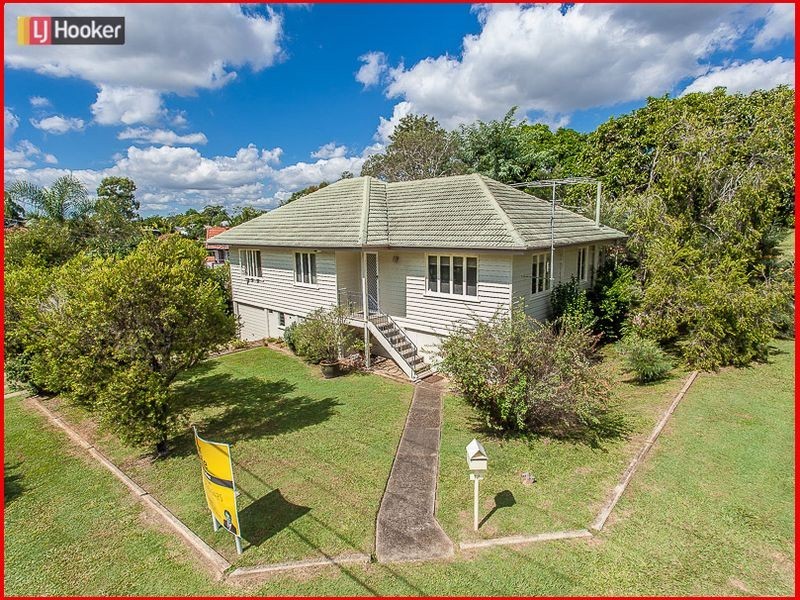 12 Benfield Street, Mitchelton QLD 4053
