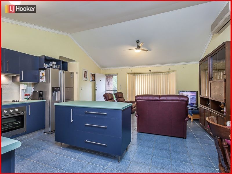 2/85 View Crescent, Arana Hills QLD 4054