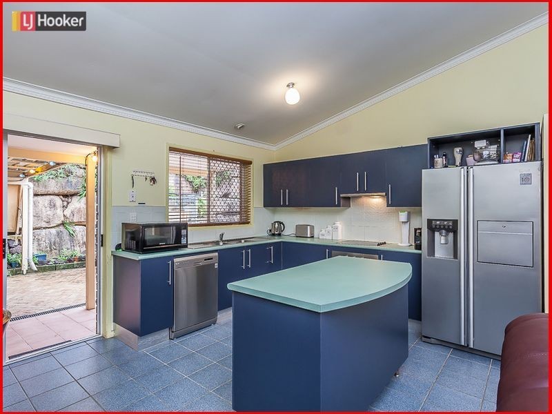 2/85 View Crescent, Arana Hills QLD 4054