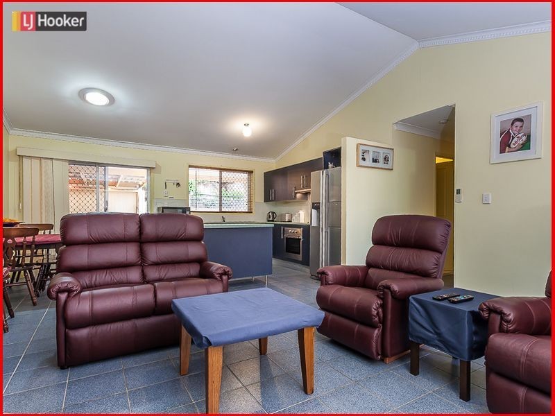 2/85 View Crescent, Arana Hills QLD 4054