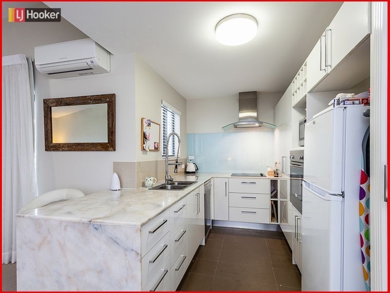 210/117 Flockton Street, Everton Park QLD 4053