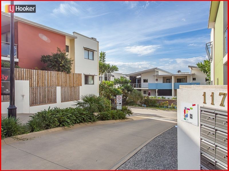 210/117 Flockton Street, Everton Park QLD 4053