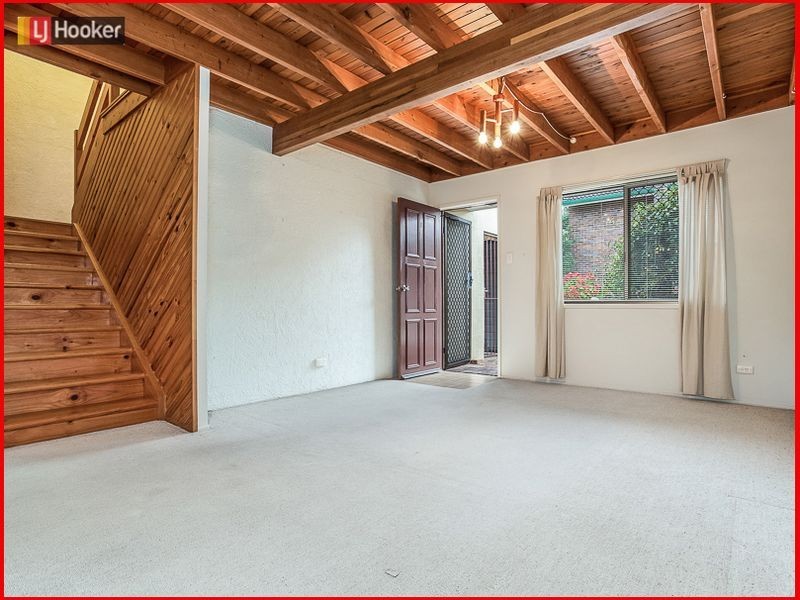 1/27 Bunowen Street, Ferny Grove QLD 4055