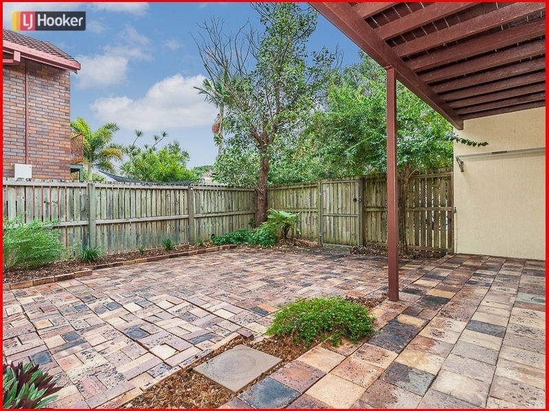 1/27 Bunowen Street, Ferny Grove QLD 4055