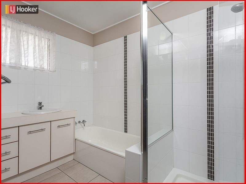 15 Menangle Avenue, Arana Hills QLD 4054