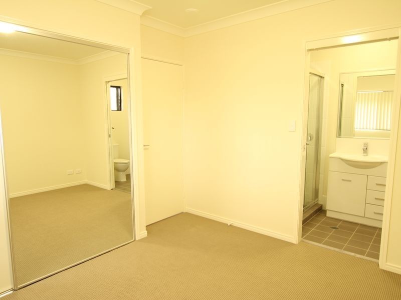 8/26-28 Bradley Avenue, Kedron QLD 4031