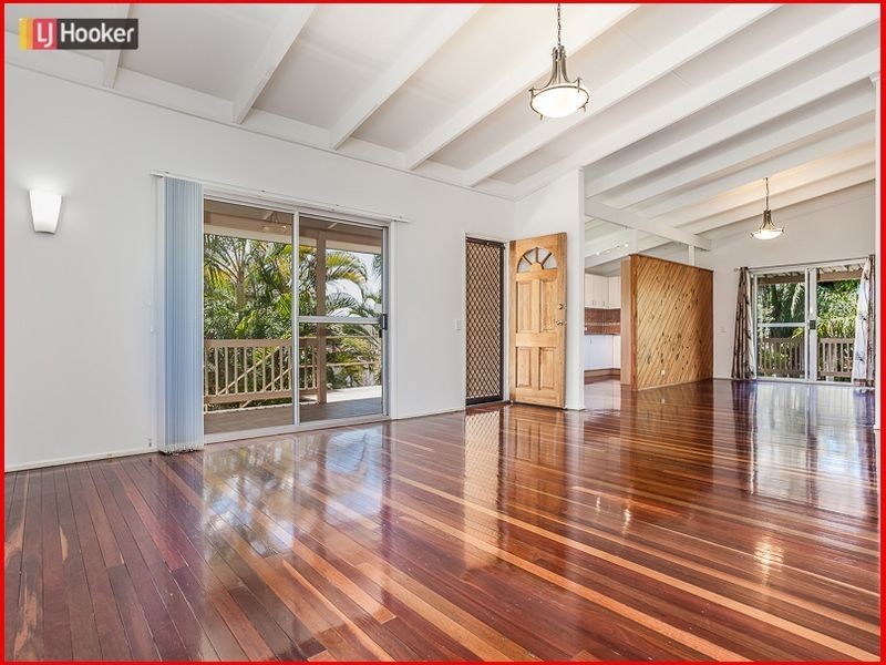 4 Bowers Road North, Everton Hills QLD 4053