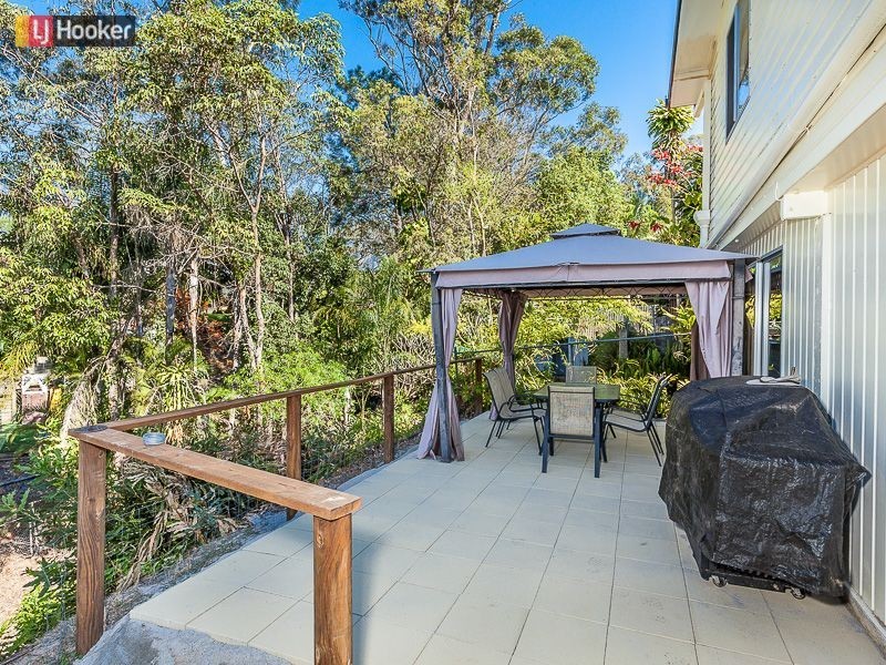 18 Tuttumburra Court, Ferny Hills QLD 4055
