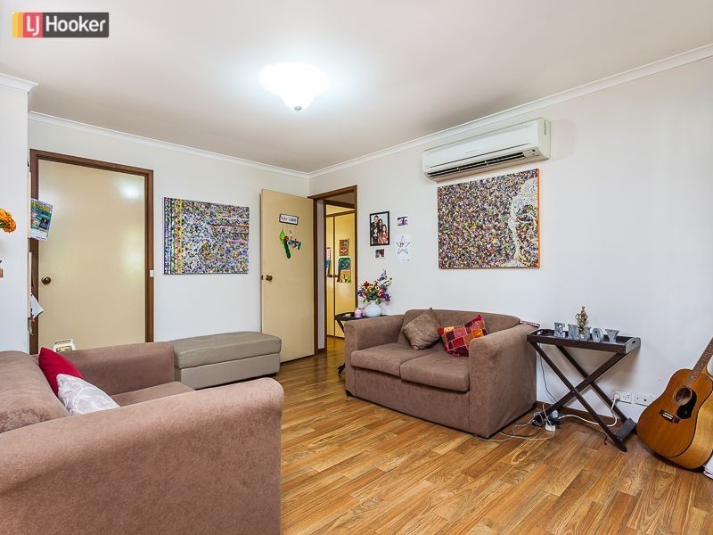 11 Sinatra Crescent, Mcdowall QLD 4053