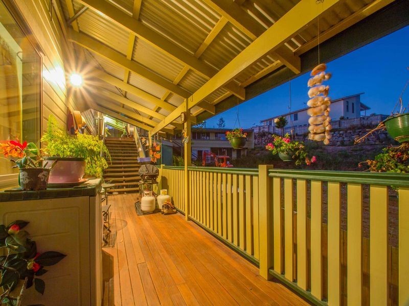 36 Henderson Road, Everton Hills QLD 4053