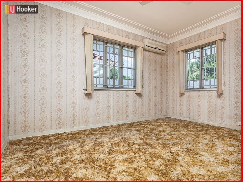 9 Chigwell Street, Wavell Heights QLD 4012