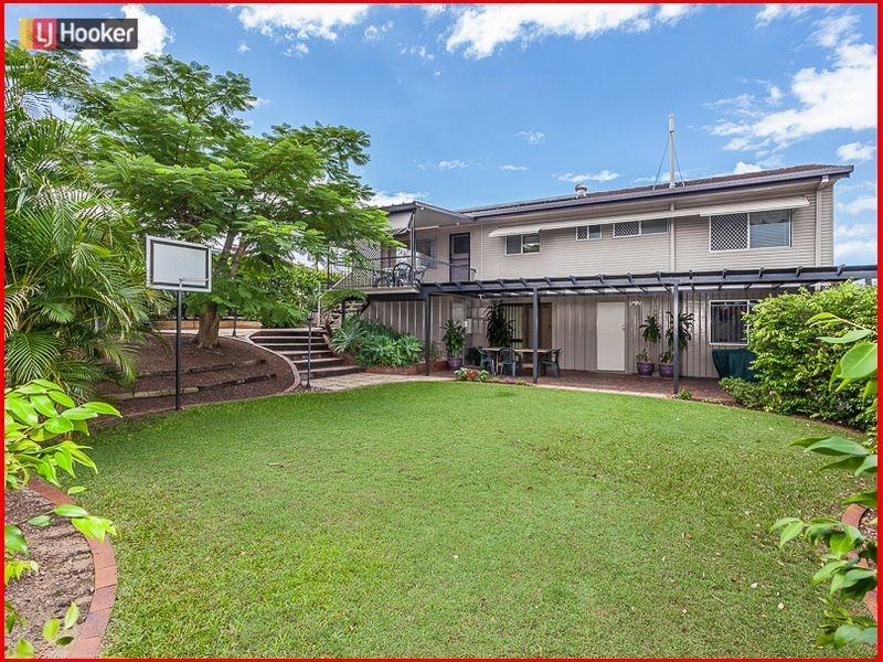 4 Capsella Street, Everton Hills QLD 4053