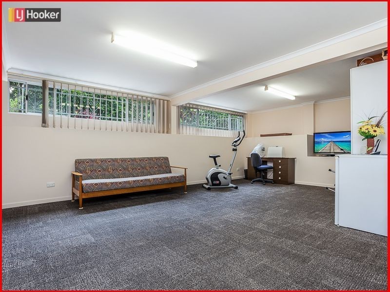 4 Capsella Street, Everton Hills QLD 4053