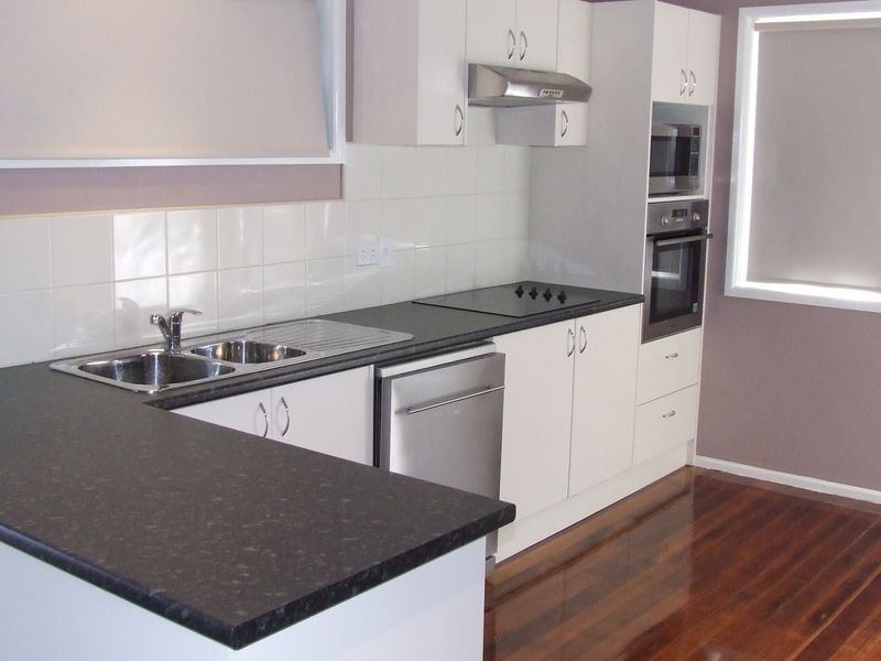 1000 South Pine Road, Everton Hills QLD 4053