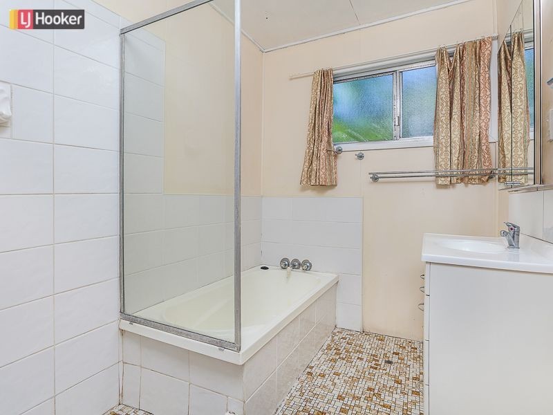 128 Patricks Road, Arana Hills QLD 4054